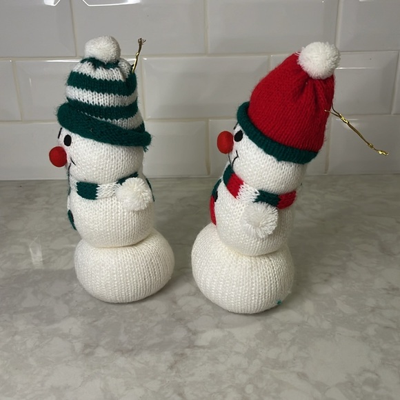 Collection of  two plush snowman knit with hangers - Picture 2 of 6